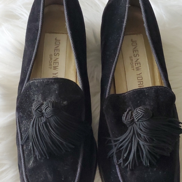 Jones New York Black Vintage  Suede Slip On Loafers with Embroidered  Design 6.5 - Picture 13 of 15